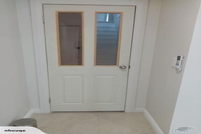 Photo of property in 52 Chamberlain Road, Karori, Wellington, 6012