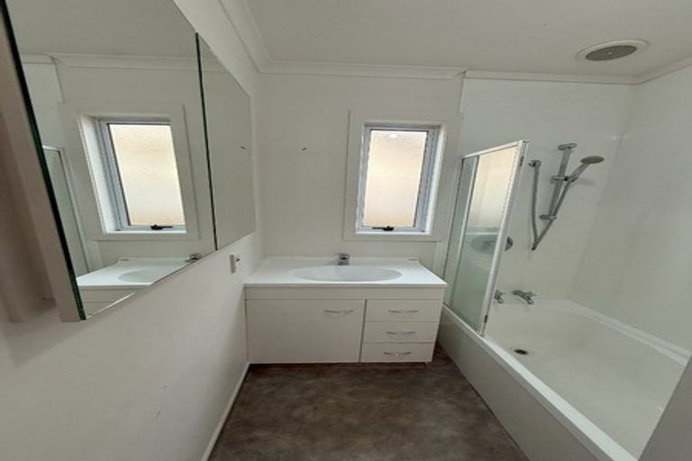 Photo of property in 210 Oxford Street, South Dunedin, Dunedin, 9012