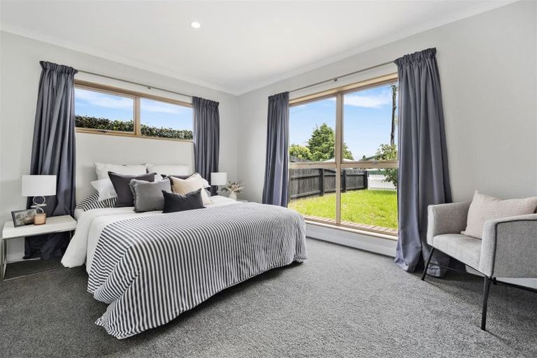 Photo of property in 20 Stonehurst Avenue, Waiuku, 2123