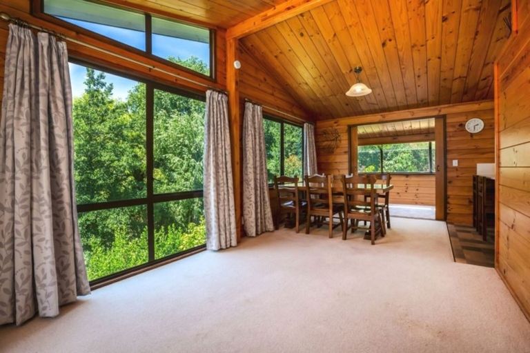 Photo of property in 12 Picketboat Lane, Whitby, Porirua, 5024