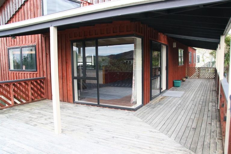 Photo of property in 117 Everitt Crescent, Whangamata, 3620