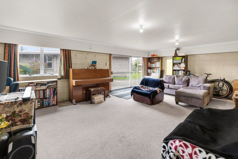 Photo of property in 300 Malfroy Road, Pomare, Rotorua, 3015