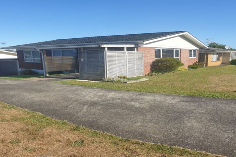 Photo of property in 14 Meachen Terrace, Waiuku, 2123