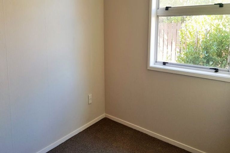 Photo of property in 2/12 Ingram Street, Papakura, 2110