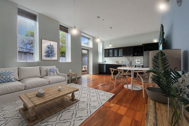 Photo of property in 4/30 Hanson Street, Mount Cook, Wellington, 6021