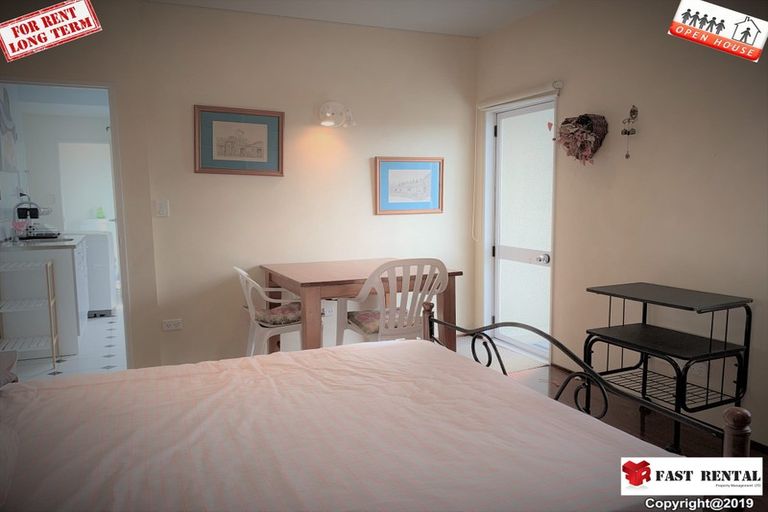 Photo of property in 59 Beach Road, Castor Bay, Auckland, 0620