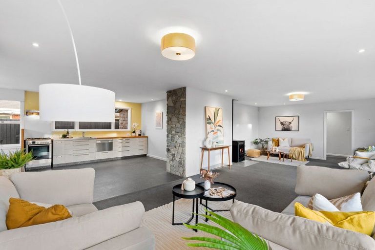 Photo of property in 142 Highsted Road, Casebrook, Christchurch, 8051