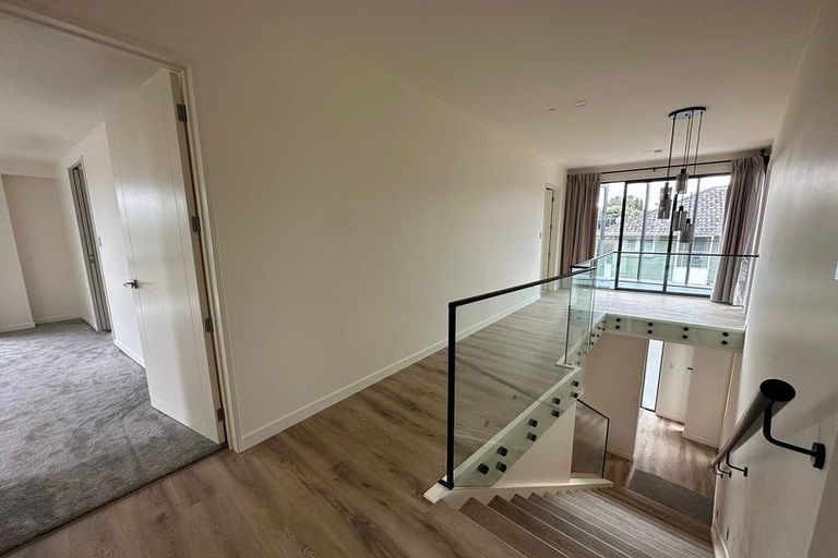 Photo of property in 8 Sunnybrae Road, Hillcrest, Auckland, 0627