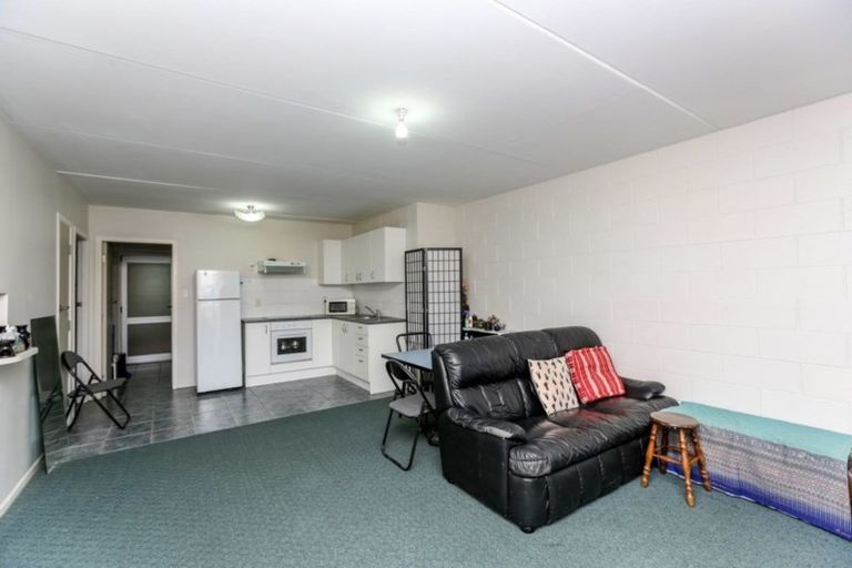 Photo of property in 8 Carrington Street, Lower Vogeltown, New Plymouth, 4310
