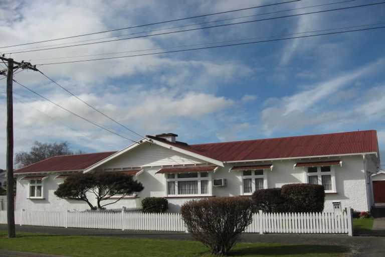 Photo of property in 21 Bunny Street, Masterton, 5810