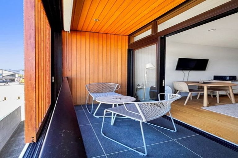 Photo of property in Frank Sargeson Apts, 108/80 Anzac Street, Takapuna, Auckland, 0622