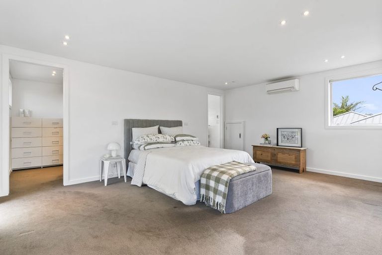 Photo of property in 1/9 Pierce Road, Milford, Auckland, 0620