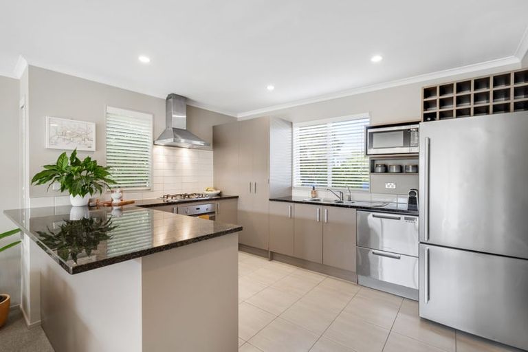Photo of property in 131 Baverstock Road, Flat Bush, Auckland, 2016