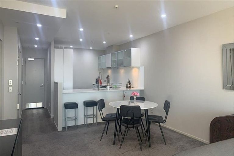 Photo of property in 308/7 Humber Street, Pandora, Napier, 4110