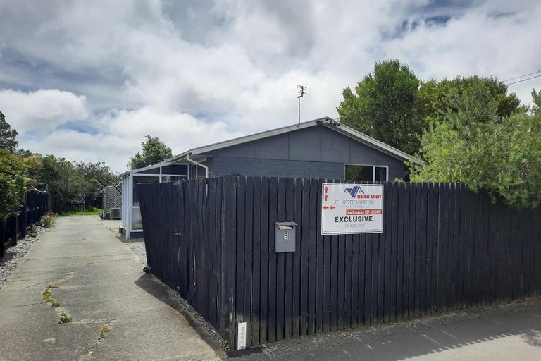 Photo of property in 5 Daniels Road, Redwood, Christchurch, 8051