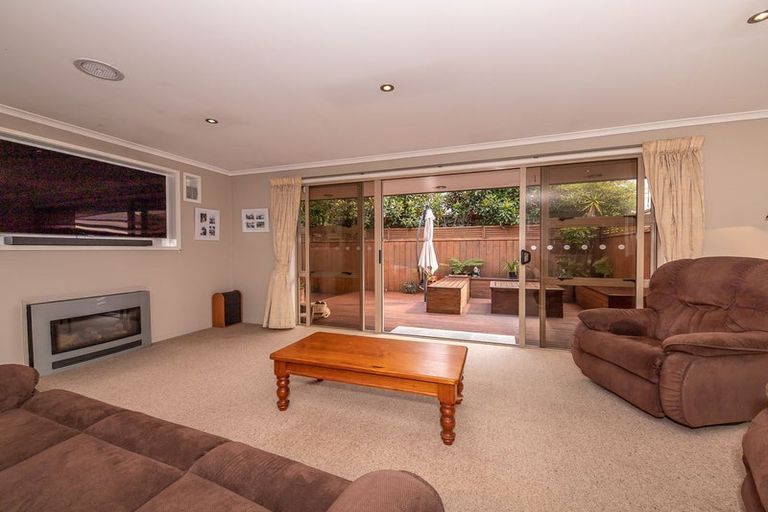 Photo of property in 42 Peel Street, Westport, 7825