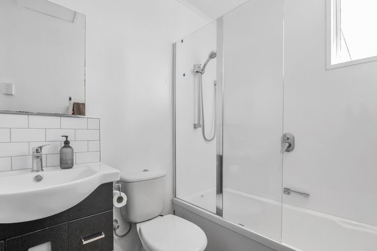 Photo of property in 212 Kenmure Road, Kenmure, Dunedin, 9011