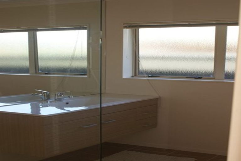 Photo of property in 683 Gloucester Road, Papamoa Beach, Papamoa, 3118