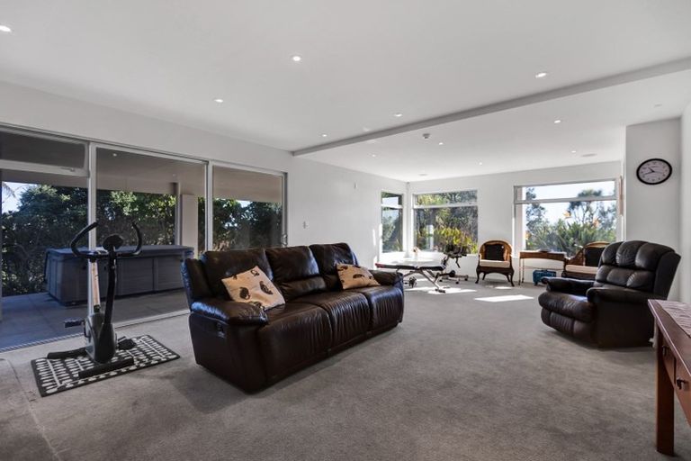 Photo of property in 17 Motukari Place, Onaero, Waitara, 4383