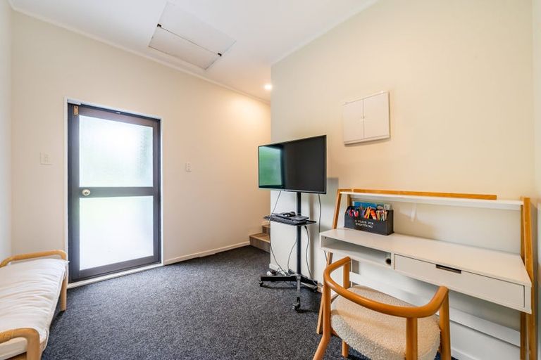 Photo of property in 77 Joseph Banks Drive, Whitby, Porirua, 5024