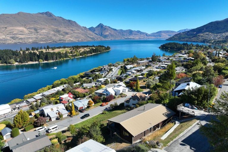 Photo of property in 11 Longwood Place, Queenstown, 9300