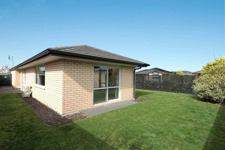 Photo of property in 1 Burford Way, Rolleston, 7615