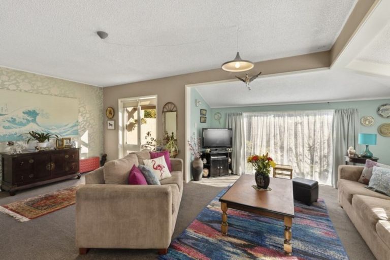 Photo of property in 17-u12 Randwick Crescent, Moera, Lower Hutt, 5010
