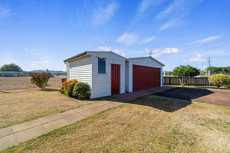 Photo of property in 86 Saint Kilda Road, Cambridge, 3493