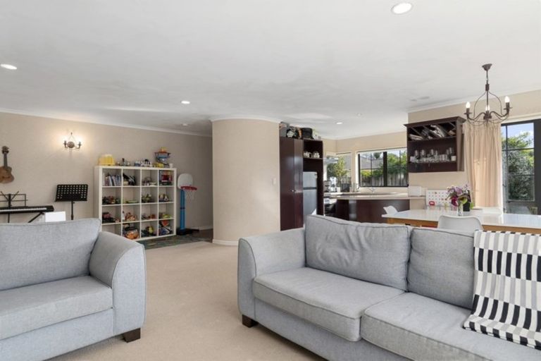 Photo of property in 699 Gloucester Road, Papamoa Beach, Papamoa, 3118