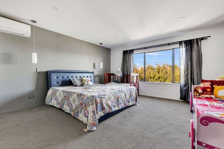 Photo of property in 51 Boundary Road, Opaheke, Papakura, 2113