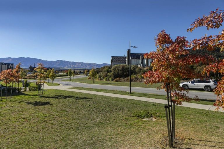 Photo of property in Northlake, 21 Mount Nicholas Avenue, Wanaka, 9305
