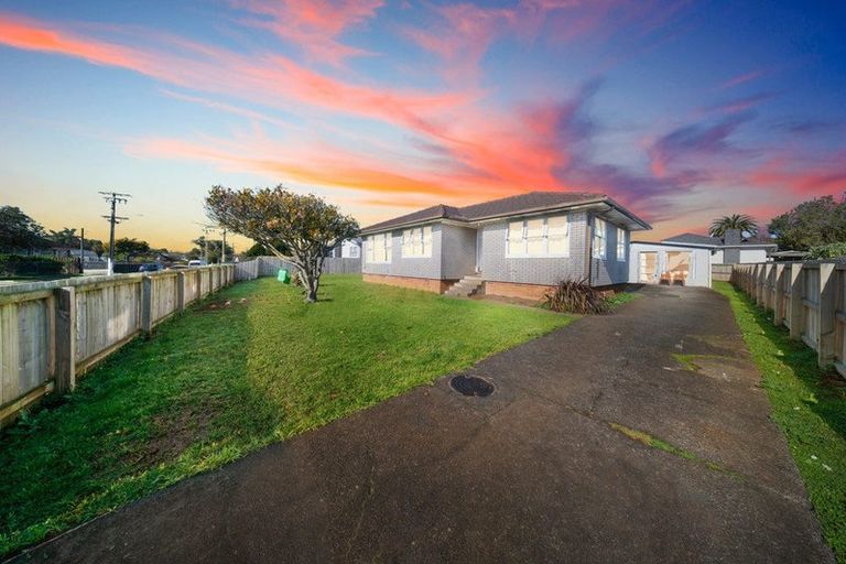 Photo of property in 22 Lyncroft Street, Mangere East, Auckland, 2024