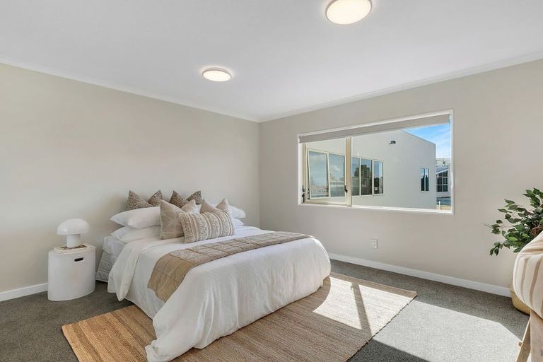 Photo of property in Ocean Apartments, 44-46 Marine Parade, Paraparaumu Beach, Paraparaumu, 5032