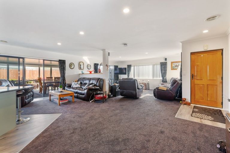 Photo of property in 90 Rimuvale Street, Pukehangi, Rotorua, 3015
