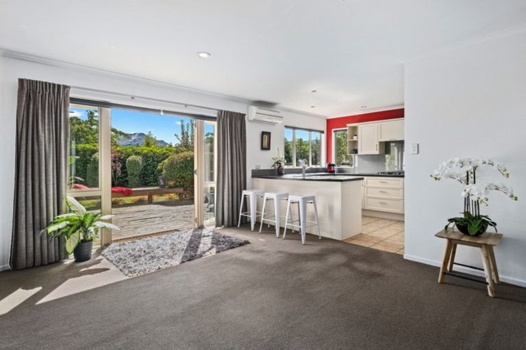 Photo of property in 6 Stowmore Lane, Lower Shotover, Queenstown, 9371