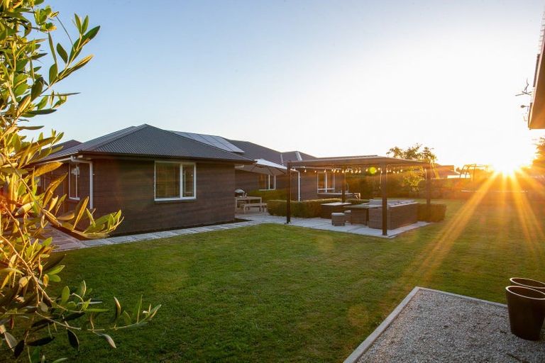 Photo of property in 14 Nikale Street, Cambridge, 3434