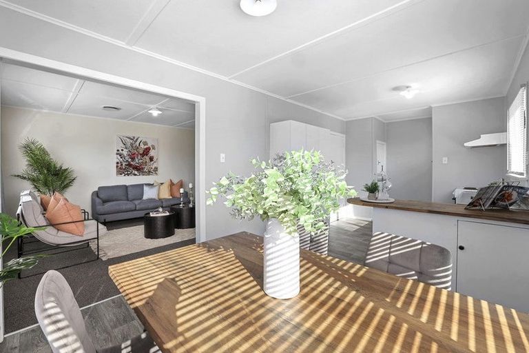 Photo of property in 18d Saxton Road, Upper Vogeltown, New Plymouth, 4310