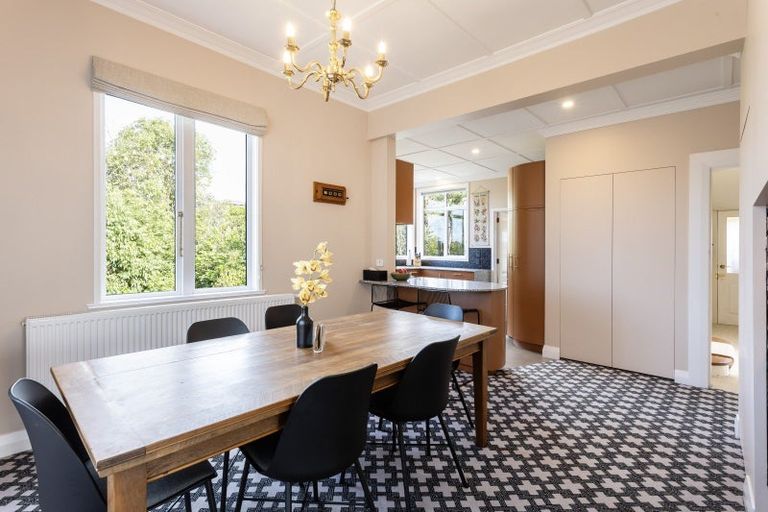 Photo of property in 75 Eglinton Road, Mornington, Dunedin, 9011