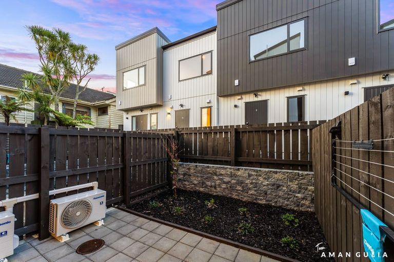 Photo of property in 6d William Roberts Road, Pakuranga, Auckland, 2010