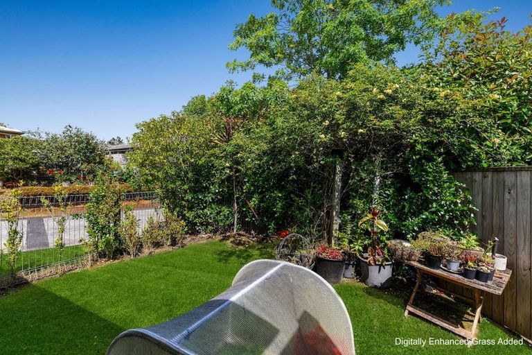 Photo of property in 169l Colwill Road, Massey, Auckland, 0614