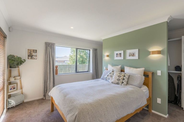 Photo of property in 19 Manhattan Court, Paraparaumu Beach, Paraparaumu, 5032