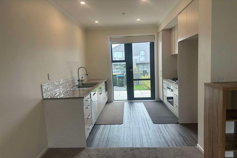 Photo of property in 6 Tokitoki Way, Kenepuru, Porirua, 5022