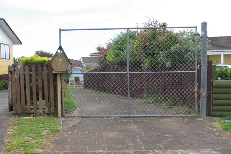 Photo of property in 2/10 Holborn Place, Papatoetoe, Auckland, 2025