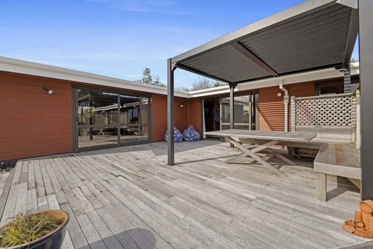 Photo of property in 6 Byron Place, Whalers Gate, New Plymouth, 4310