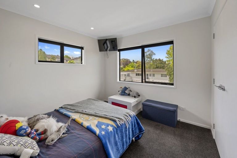 Photo of property in 45 Kent Terrace, Taradale, Napier, 4112