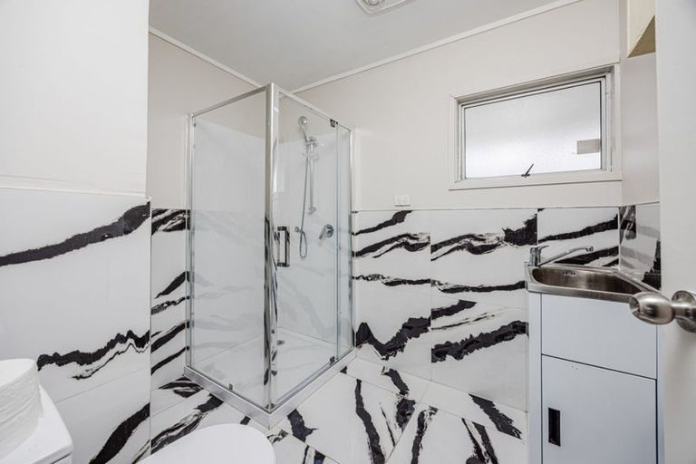 Photo of property in 42 Beaufort Place, Papatoetoe, Auckland, 2025
