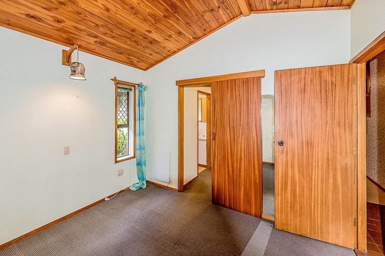 Photo of property in 3 Hebe Place, Birkenhead, Auckland, 0626