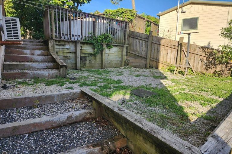 Photo of property in 1/18 Kentigern Close, Pakuranga, Auckland, 2010