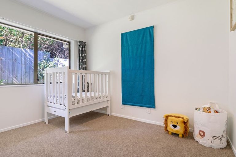 Photo of property in 8 Deodar Place, Totara Heights, Auckland, 2105