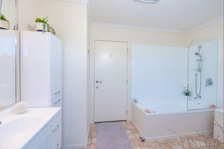 Photo of property in Acacia Court, 5/2 Jarden Mile, Nukuhau, Taupo, 3330